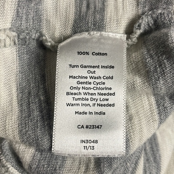 Talbots black cream gray stripe long sleeve soft knit tee shirt top, M, zipper - Picture 9 of 9